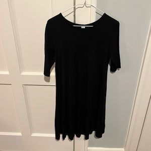 Old Navy small black shift dress.
